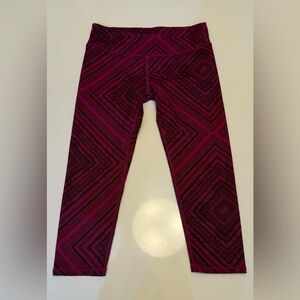 Fabletics Women's Leggings in Pink and Black Geometric Pattern